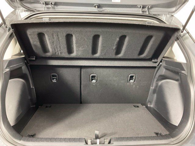 Used 2026 Hyundai Venue SEL FWD image 24