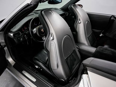 Used 2005 Porsche 911 Carrera S RWD image 20