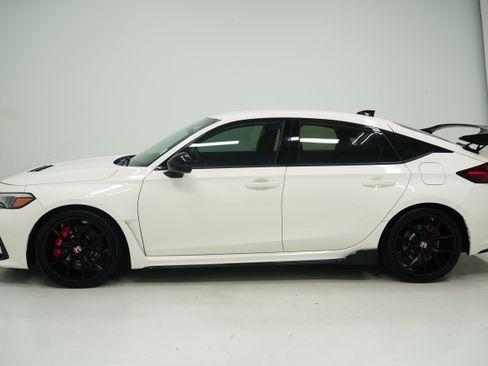 Used 2025 Honda Civic Type R image 7
