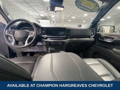 Used 2024 Chevrolet Silverado 1500 LT Trail Boss w/ LT Trail Boss Premium Package AWD/4WD image 27