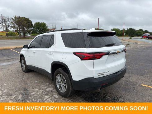 Used 2022 Chevrolet Traverse LT image 4