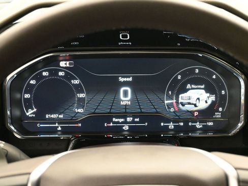 Used 2024 GMC Sierra 1500 SLT image 11