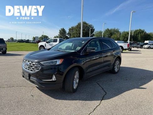 Used 2020 Ford Edge Titanium w/ Equipment Group 301A AWD/4WD image 5