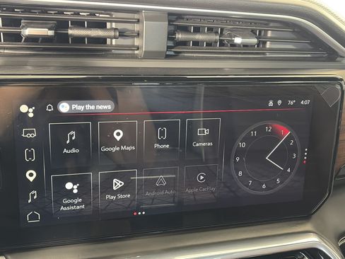 Used 2024 GMC Sierra 2500 Denali Ultimate AWD/4WD image 23