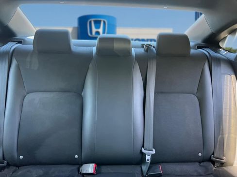 Used 2024 Honda Civic Sport image 28