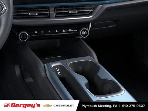 New 2026 Chevrolet Equinox EV LT image 27