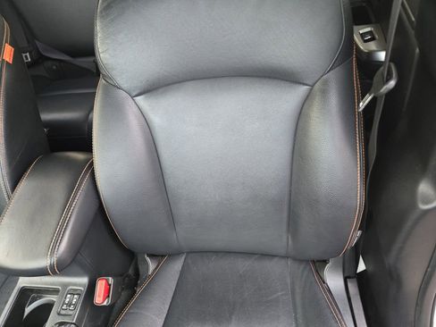 Used 2016 Subaru Crosstrek 2.0i Limited image 21