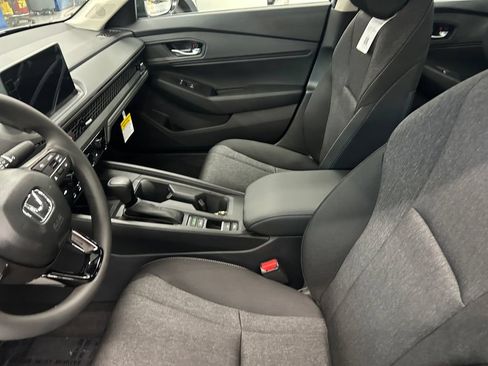 New 2026 Honda Accord SE image 18