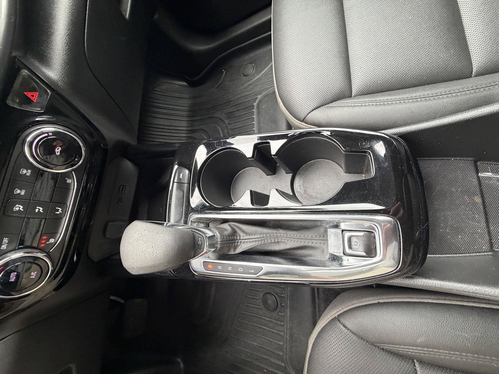Used 2024 Chevrolet Trax ACTIV w/ Sunroof Package FWD image 22
