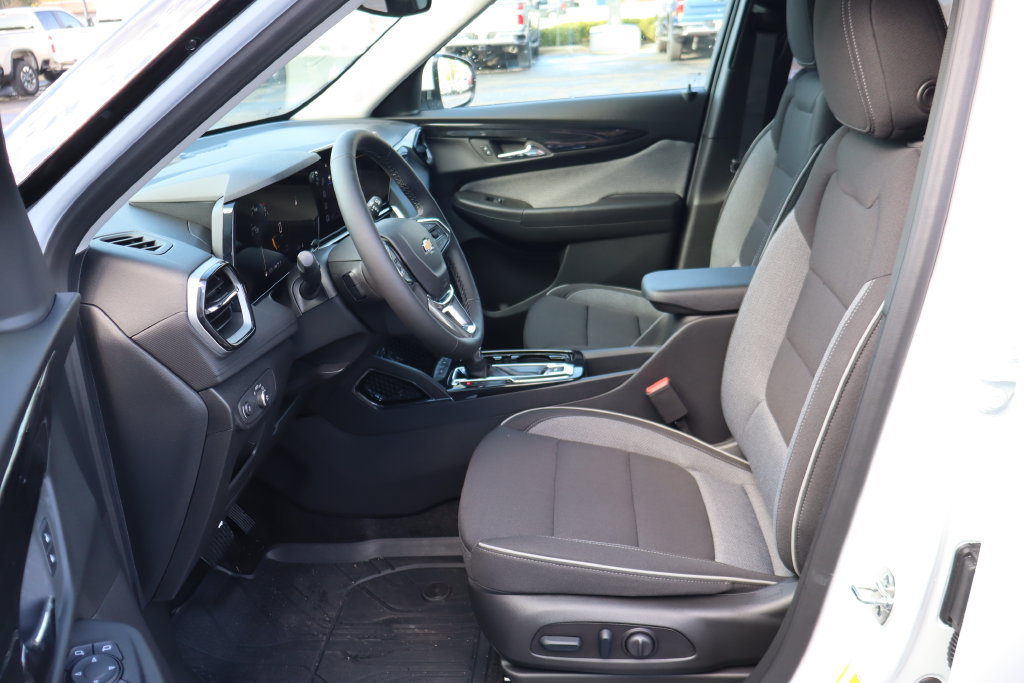 New 2026 Chevrolet TrailBlazer LT w/ Convenience Package AWD/4WD image 5