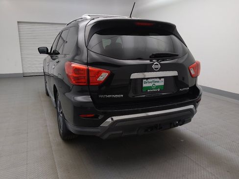 Used 2017 Nissan Pathfinder Platinum w/ Family Entertainment Package FWD image 6