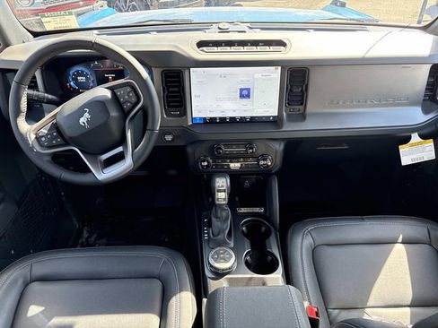 New 2026 Ford Bronco Badlands w/ Sasquatch Package AWD/4WD image 16