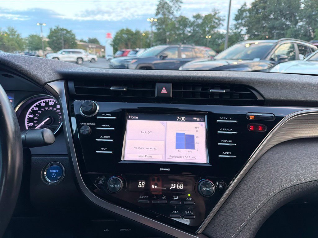 Used 2020 Toyota Camry SE FWD image 25