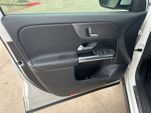 Used 2021 Mercedes-Benz GLA 250 image 6