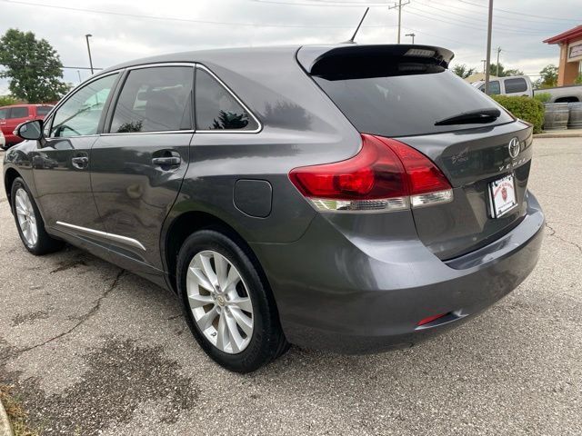 Used 2013 Toyota Venza FWD image 4