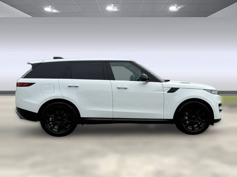 Certified 2025 Land Rover Range Rover Sport SE AWD/4WD image 8
