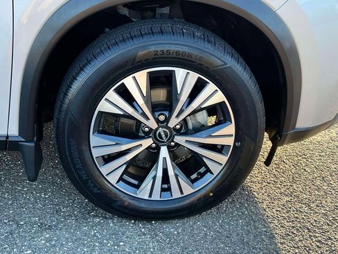 Used 2023 Nissan Rogue SV image 8