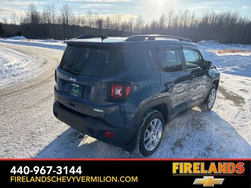 Used 2022 Jeep Renegade Latitude w/ Convenience Group image 10