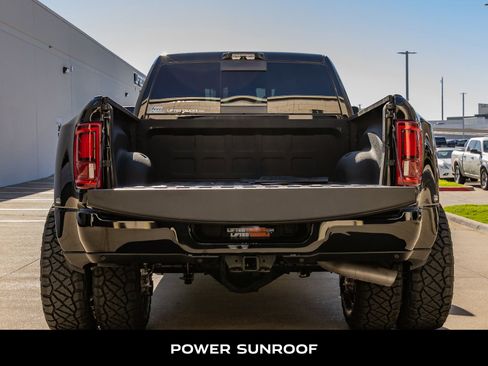 Used 2025 RAM 3500 Laramie image 9