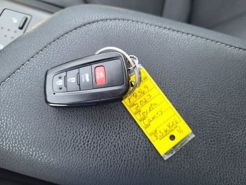 Used 2023 Toyota Camry XSE FWD image 23