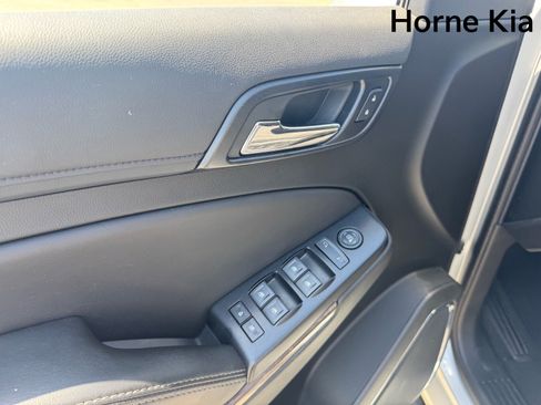 Used 2019 Chevrolet Tahoe LS AWD/4WD image 12