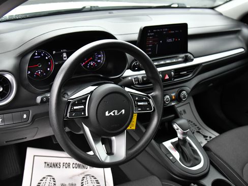 Used 2024 Kia Forte LXS image 14