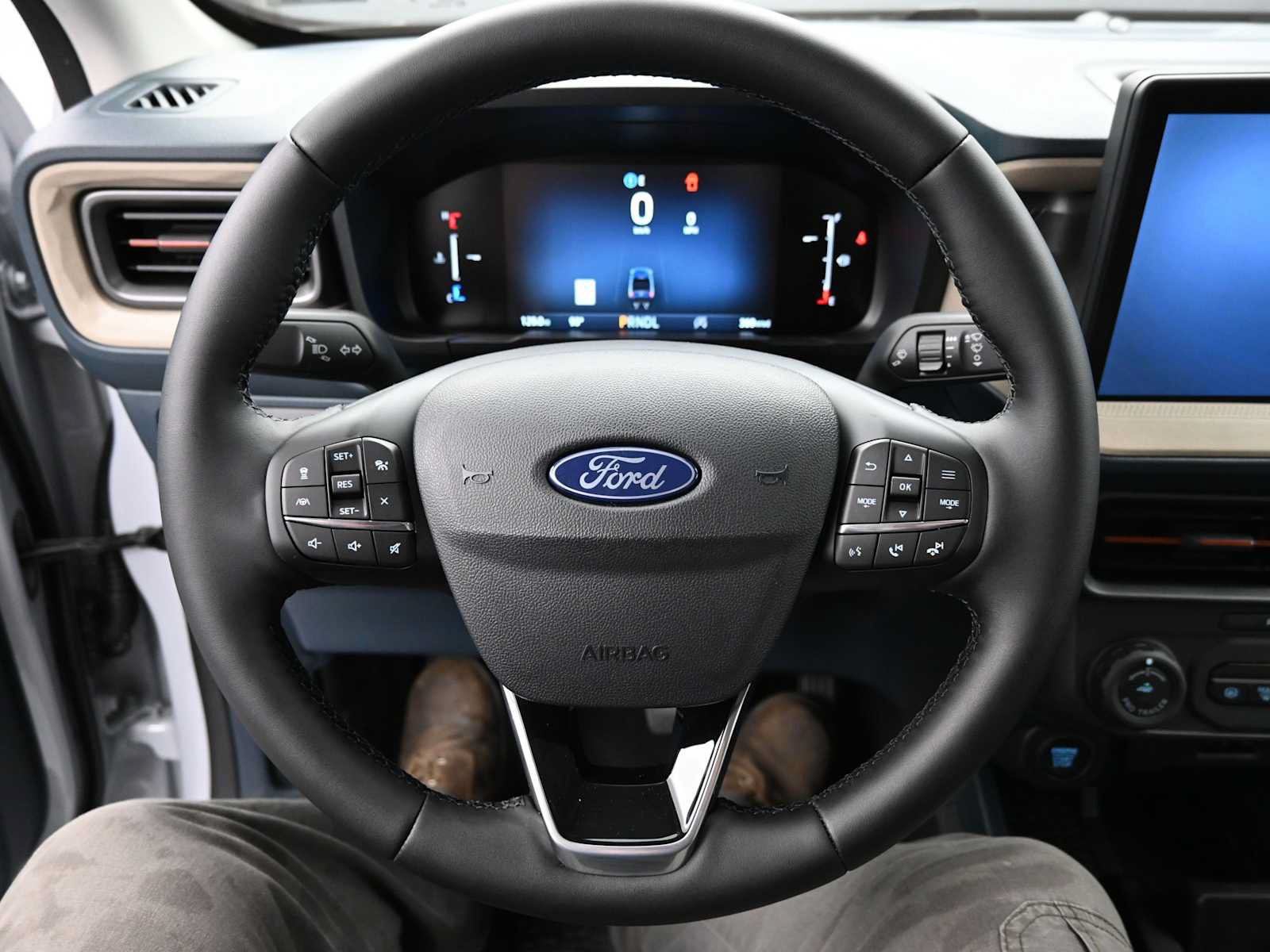 Used 2025 Ford Maverick Lariat w/ 4K Tow Package AWD/4WD image 22