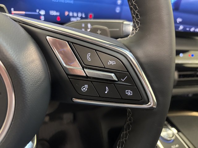 Used 2025 Buick Enclave Avenir w/ Super Cruise Package AWD/4WD image 38