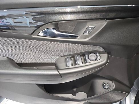 New 2026 Chevrolet TrailBlazer LT w/ Convenience Package FWD image 8