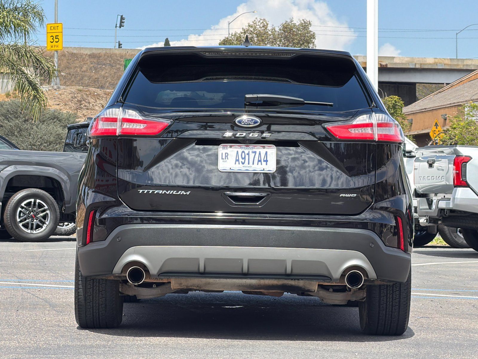 Used 2024 Ford Edge Titanium AWD/4WD image 4