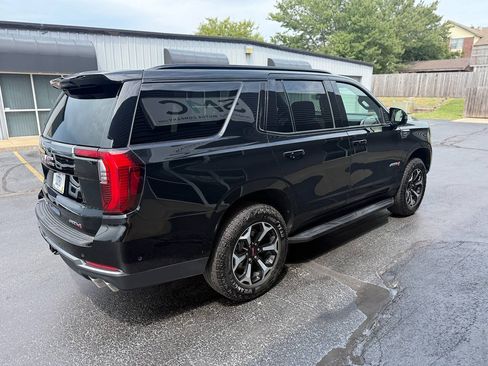 Used 2025 GMC Yukon AT4 w/ Premium Trailering Package AWD/4WD image 7