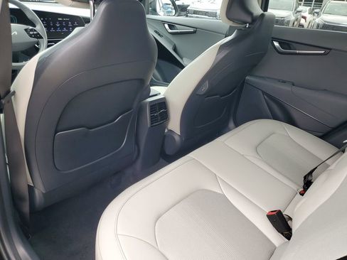 New 2026 Kia Niro EX image 22