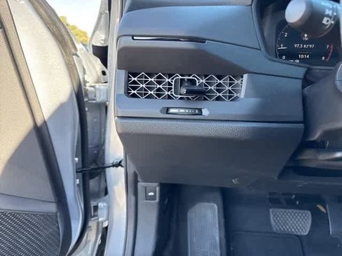 Certified 2025 Honda Accord LX image 10