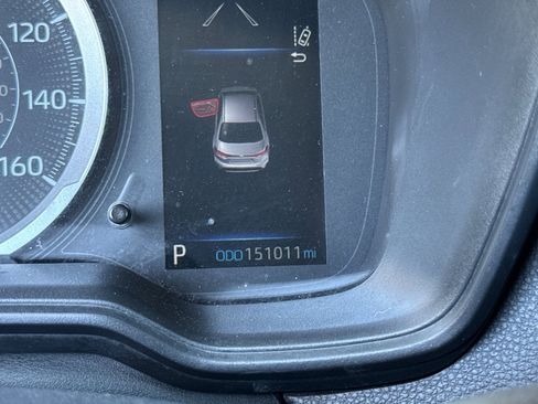 Used 2022 Toyota Corolla LE image 22