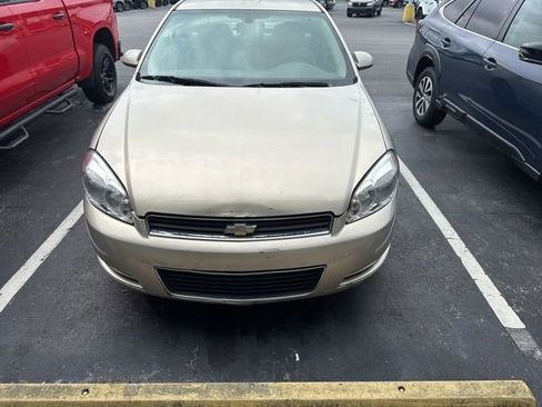 Used 2008 Chevrolet Impala LS FWD image 2