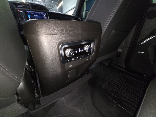 Used 2021 GMC Yukon Denali AWD/4WD image 28