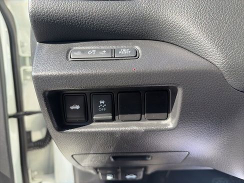 Used 2018 Nissan Altima 2.5 S w/ S Convenience Package image 15