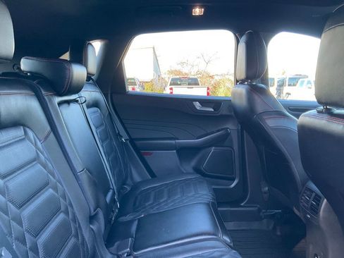 Used 2024 Ford Escape ST-Line Elite w/ Premium Technology Package image 43