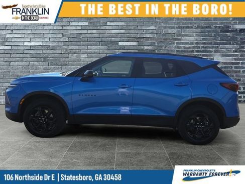 Used 2024 Chevrolet Blazer LT w/ Convenience Package FWD image 2