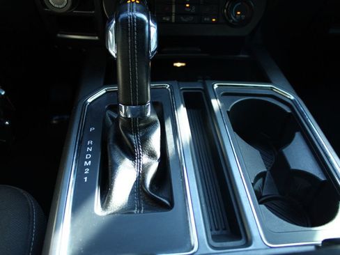 Used 2016 Ford F150 XLT w/ Equipment Group 302A Luxury AWD/4WD image 22