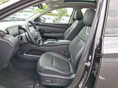 Used 2022 Hyundai Tucson Limited image 13