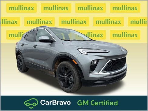 Used 2025 Buick Encore GX Sport Touring image 1