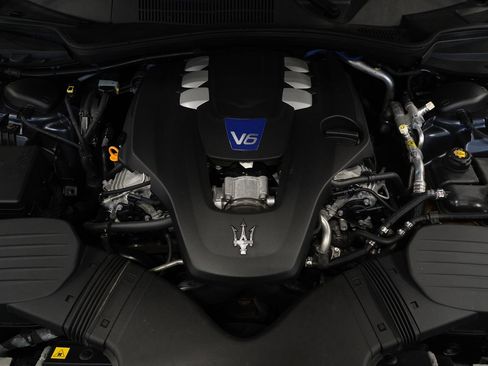 Used 2020 Maserati Quattroporte S GranLusso Q4 image 30