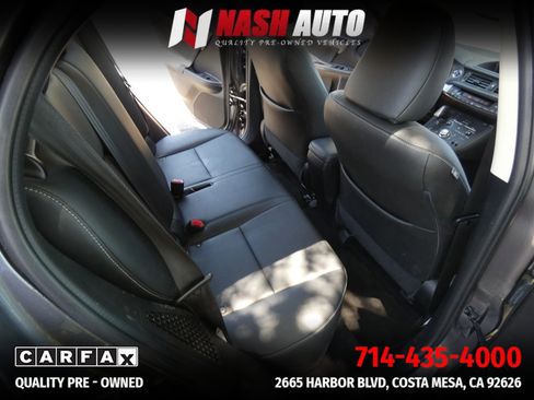 Used 2015 Lexus CT 200h w/ Navigation Package FWD image 23