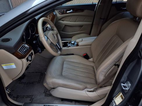 Used 2012 Mercedes-Benz CLS 550 image 16