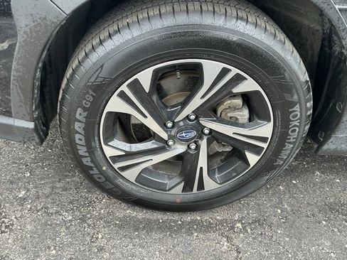 Used 2024 Subaru Crosstrek 2.0i Premium image 14