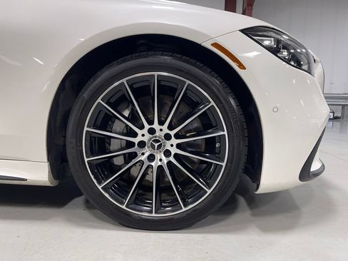 Used 2022 Mercedes-Benz S 500 4MATIC image 16
