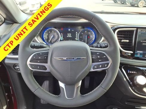 New 2026 Chrysler Pacifica Select AWD/4WD image 12