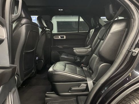 Used 2020 Ford Explorer Limited image 34