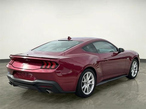 Certified 2025 Ford Mustang GT Premium image 9